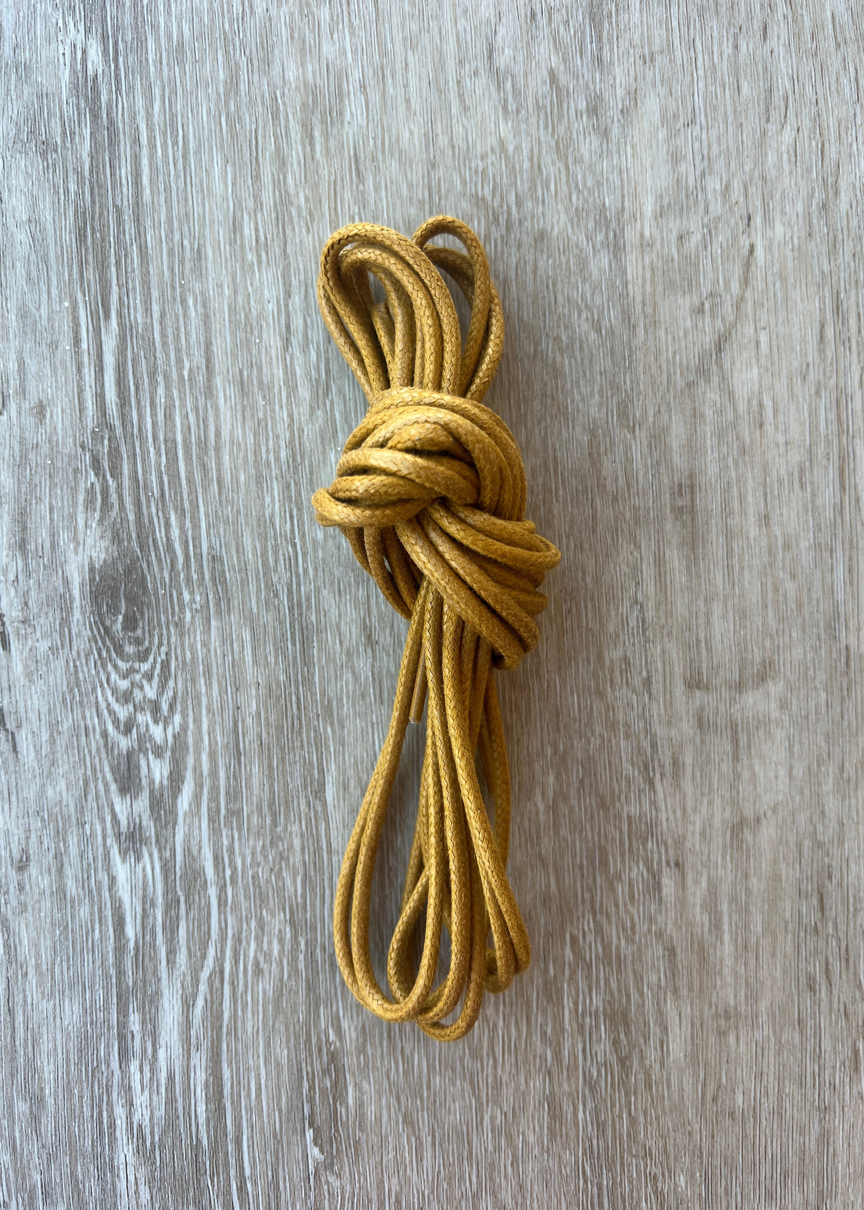Bootlaces 240 cm Waxed Cotton Cognac