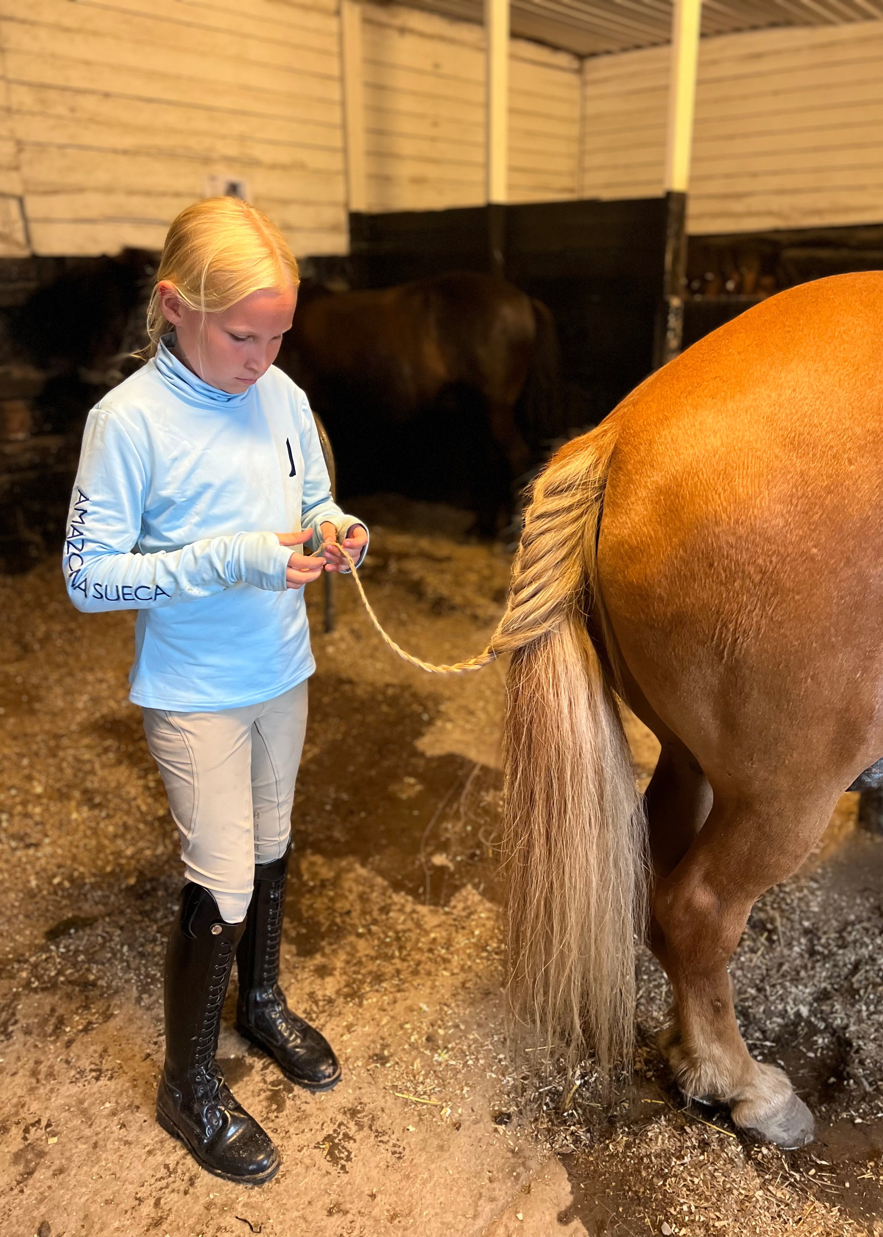 Menina Youngster Polished Black