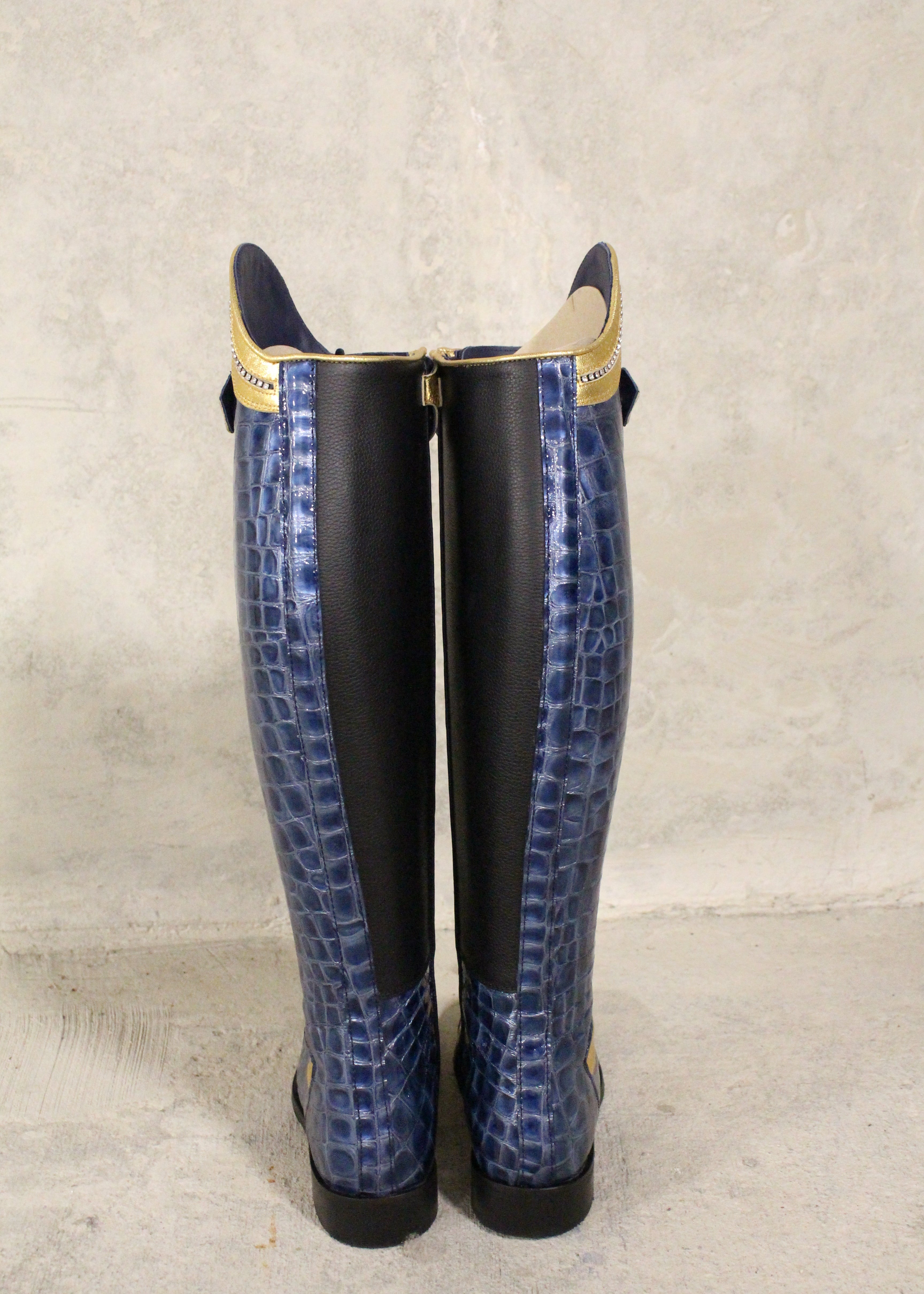 Laurel Laces Sheepskin Reinforced