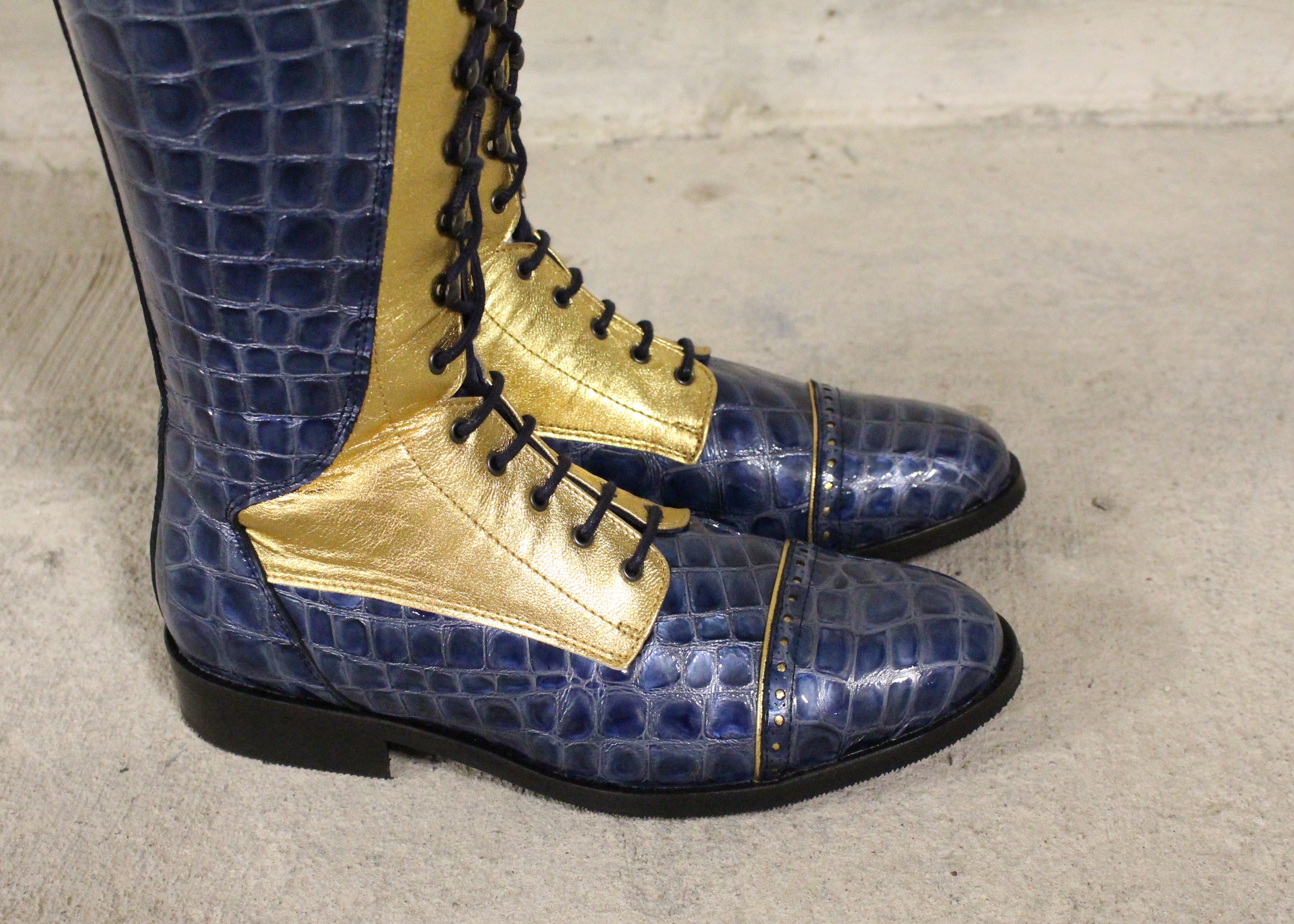 Laurel Laces Sheepskin Reinforced