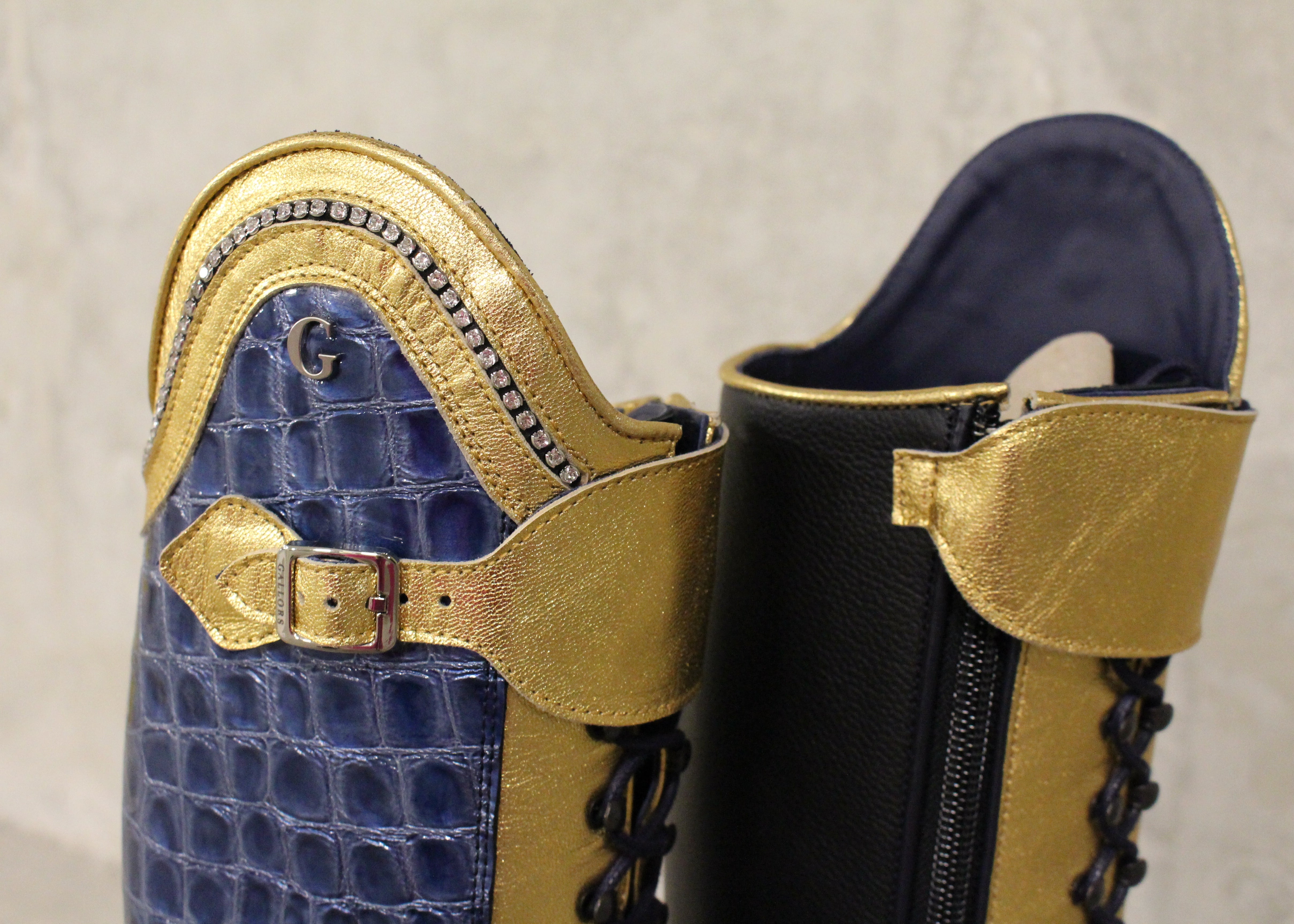 Laurel Laces Sheepskin Reinforced