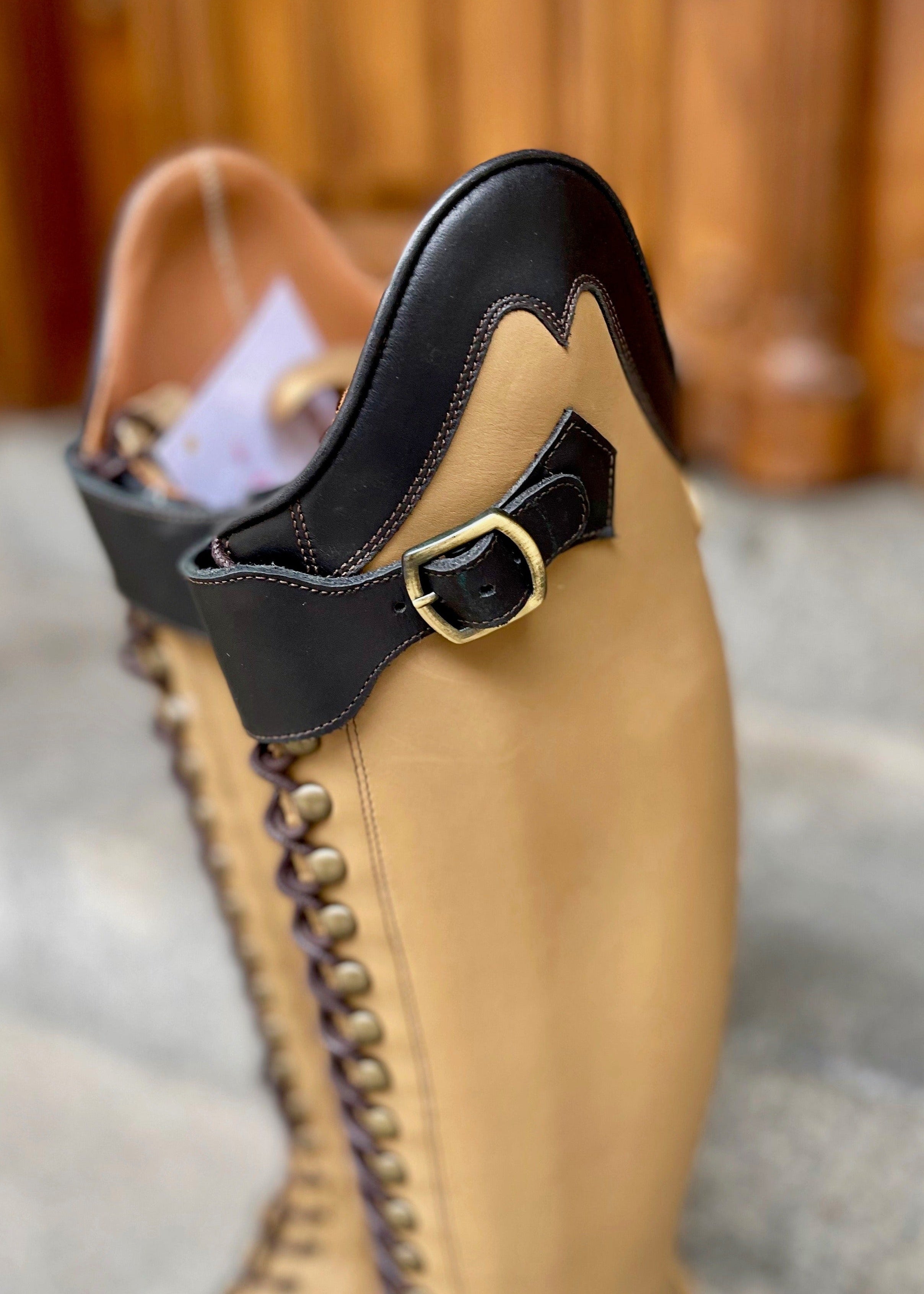Bia | Beige/Black | Size 43/37/43