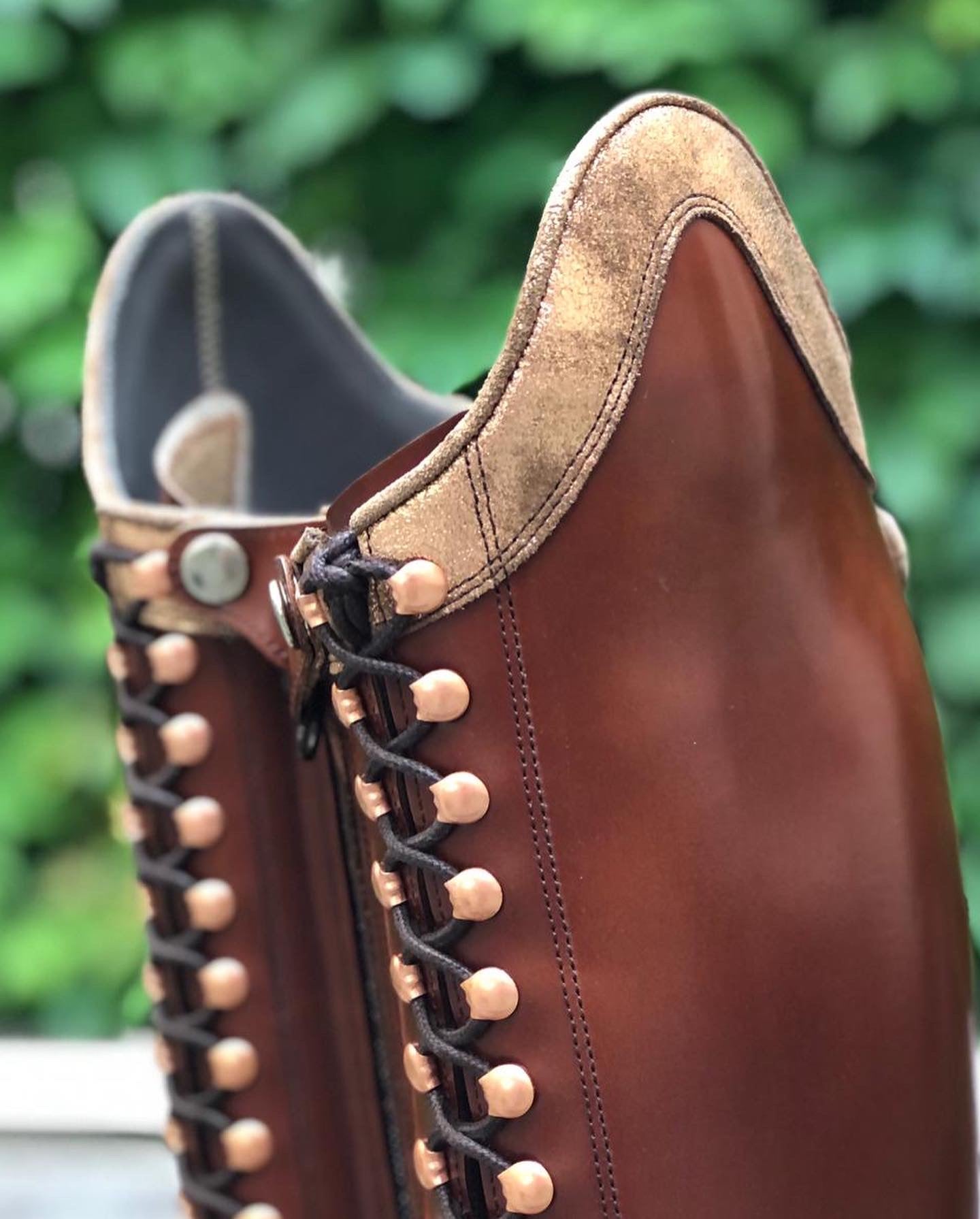 Polished Cognac Brown