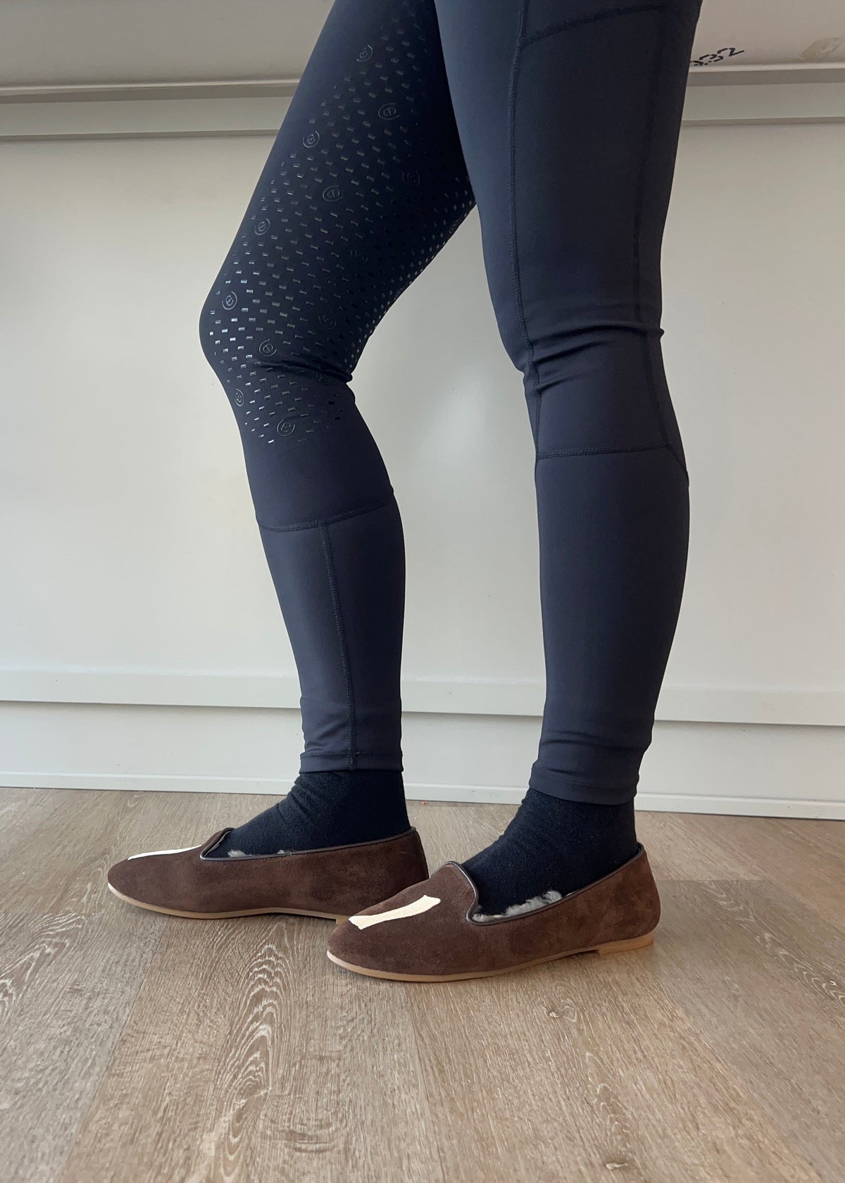 PRE-ORDER | Augusta Sheepskin Coffee Brown Suede