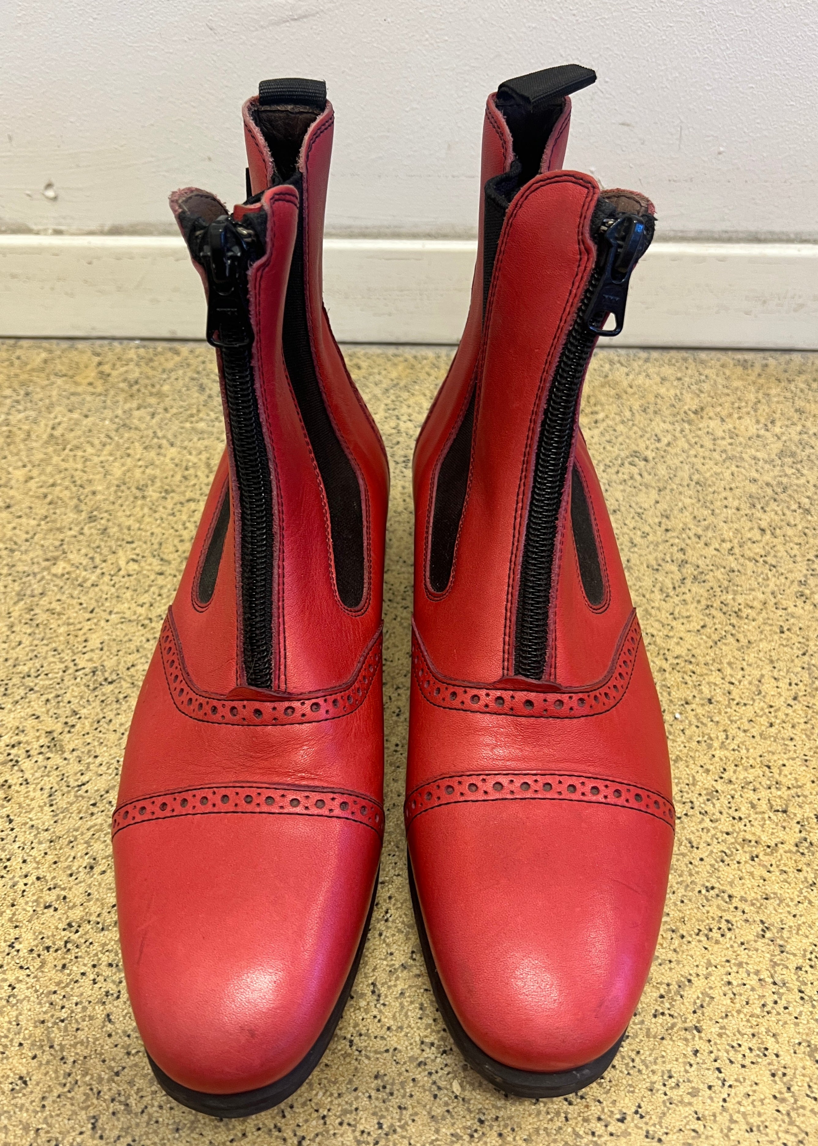 Mistral | Red Leather | Size 35-39