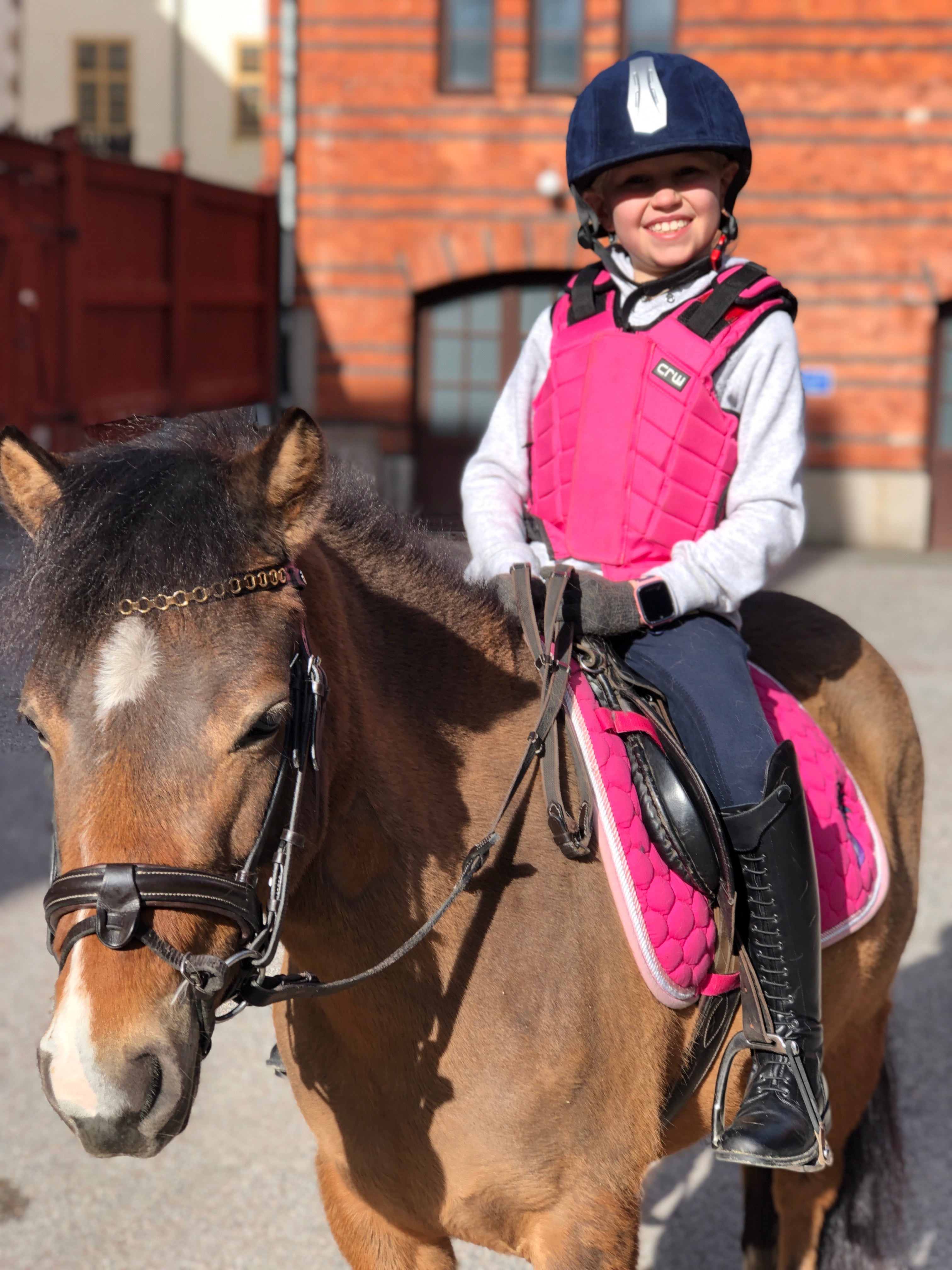 Menina Youngster Black