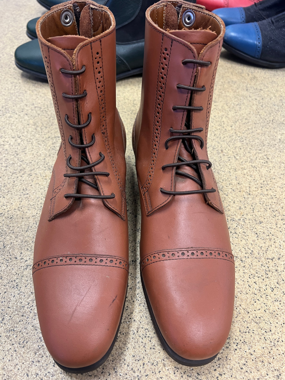 Alba - Medium Brown size 39