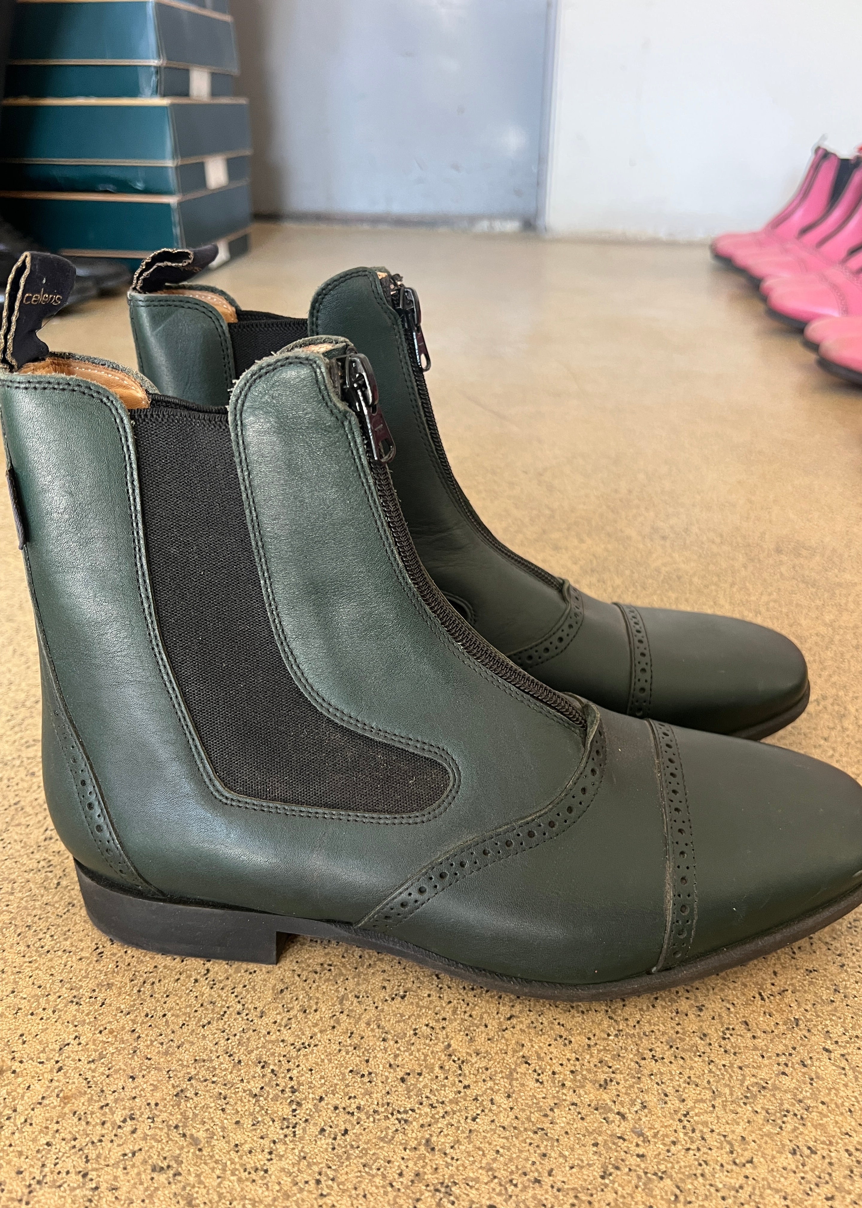 Mistral | Green Leather | Size 43 & 44
